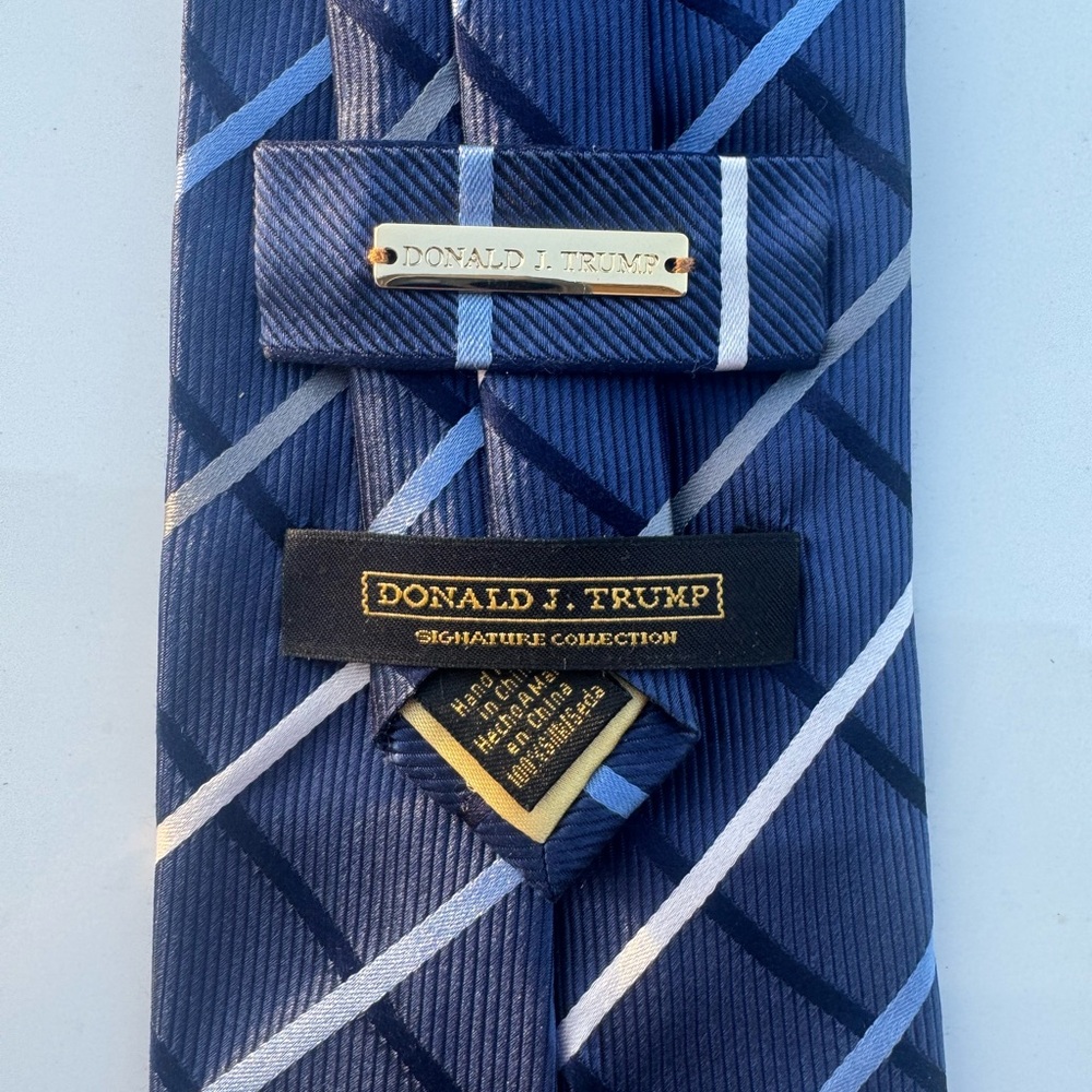 Signature Collection Blue Tie